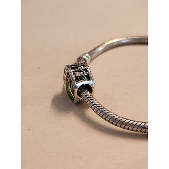 EUC Pandora Radio City Music Hall Charm 2018 Limited Edition Retired With Case - Picture 2 of 7